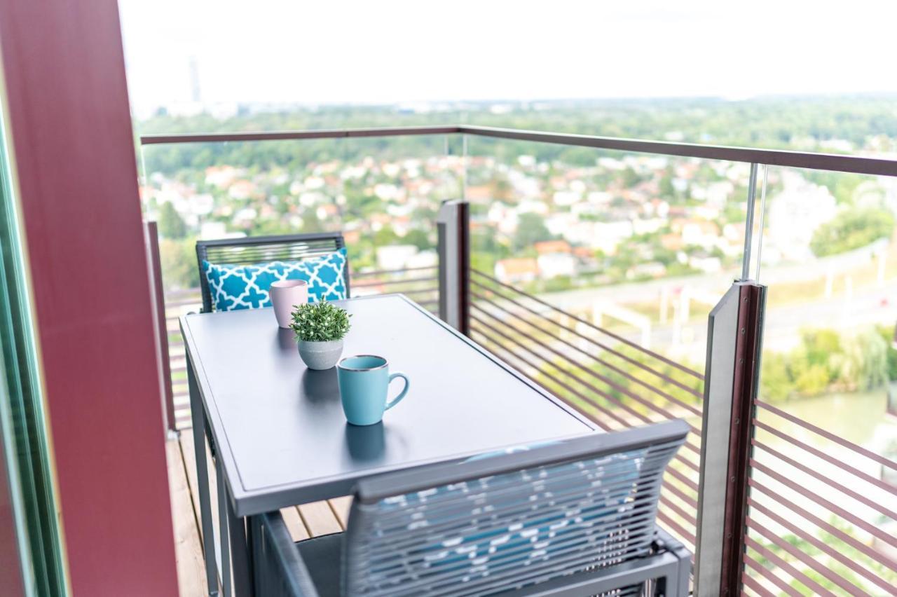 Apartment Over The Roofs Of Вена Экстерьер фото